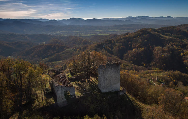 Vista dall'alto del Castello Sorli
